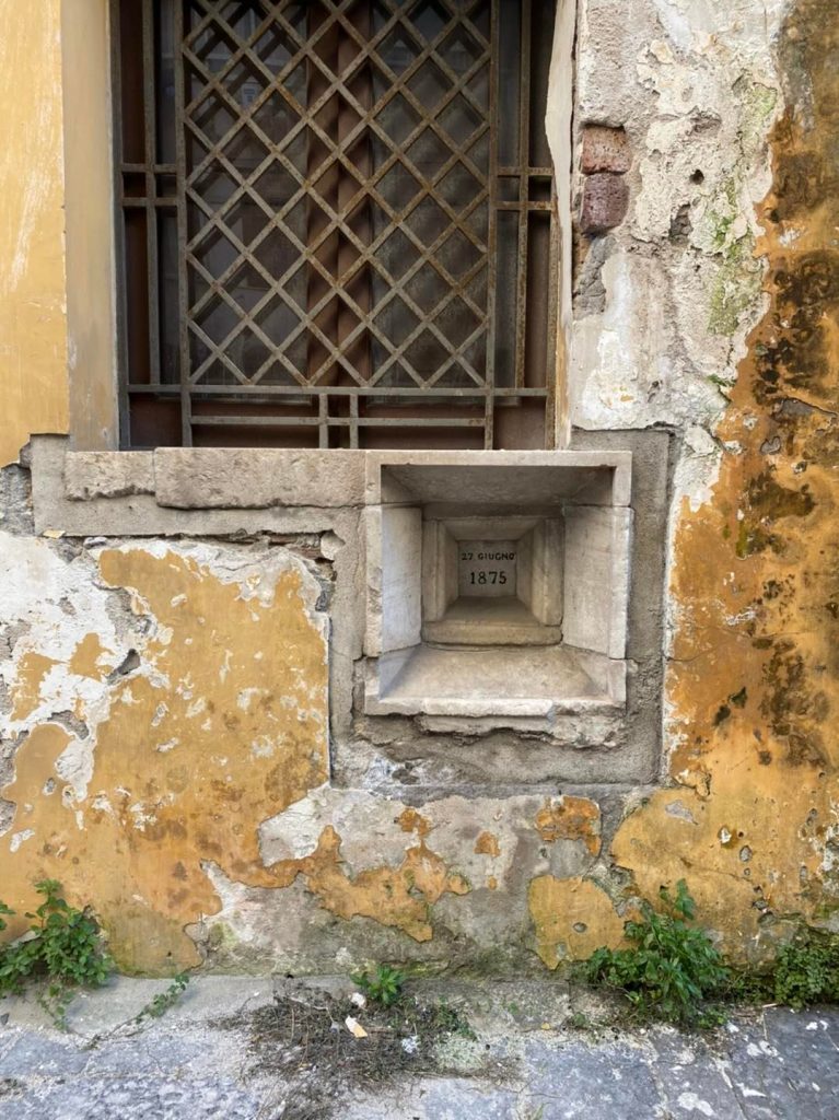 gli esposti